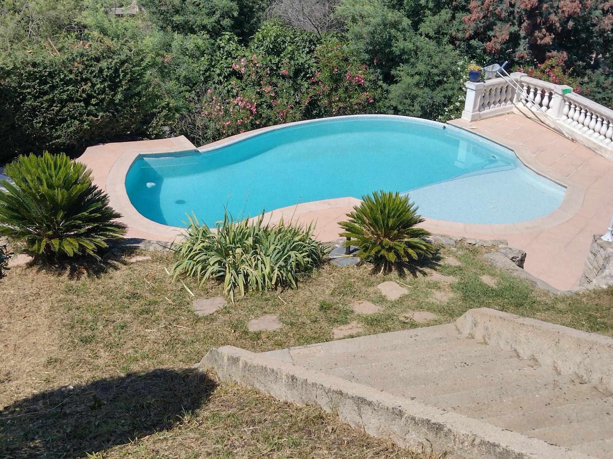 En Rez De Beausite Apartment